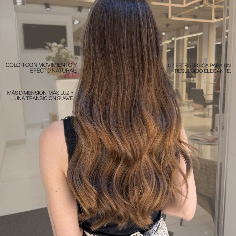 Mechas naturales con efecto soleado — Identity Ibiza