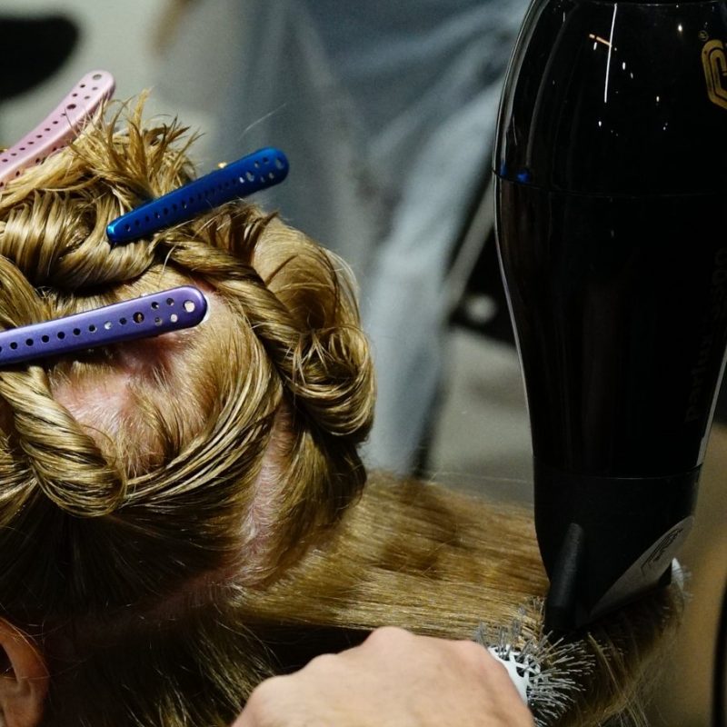 Recogido en proceso en el salón Identity Peluqueros de Valencia